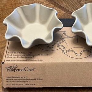 Pampered Chef Tortilla Baker - Set of 2